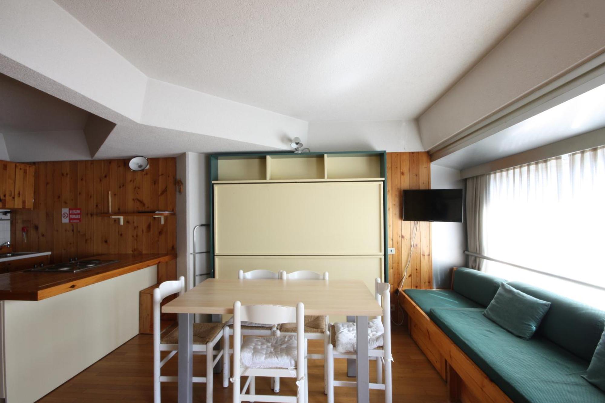 Marilleva 1400 Appartamenti Montana Zimmer foto